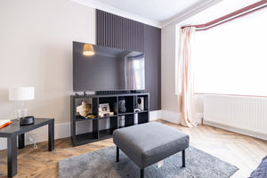 Lounge- click for photo gallery